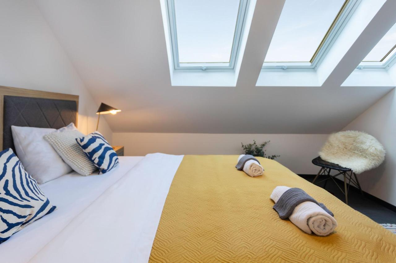 Kvaternik Square Rooms Zagreb Ngoại thất bức ảnh