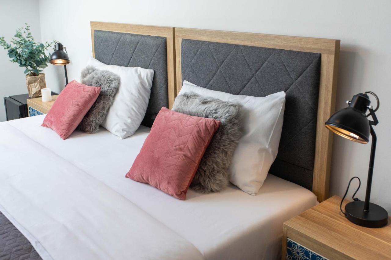 Kvaternik Square Rooms Zagreb Ngoại thất bức ảnh