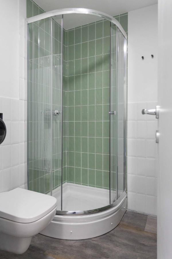 Kvaternik Square Rooms Zagreb Ngoại thất bức ảnh